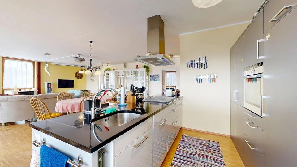 Appartamento attraente di 4,5 locali con ampio balcone – foto 8 di 29