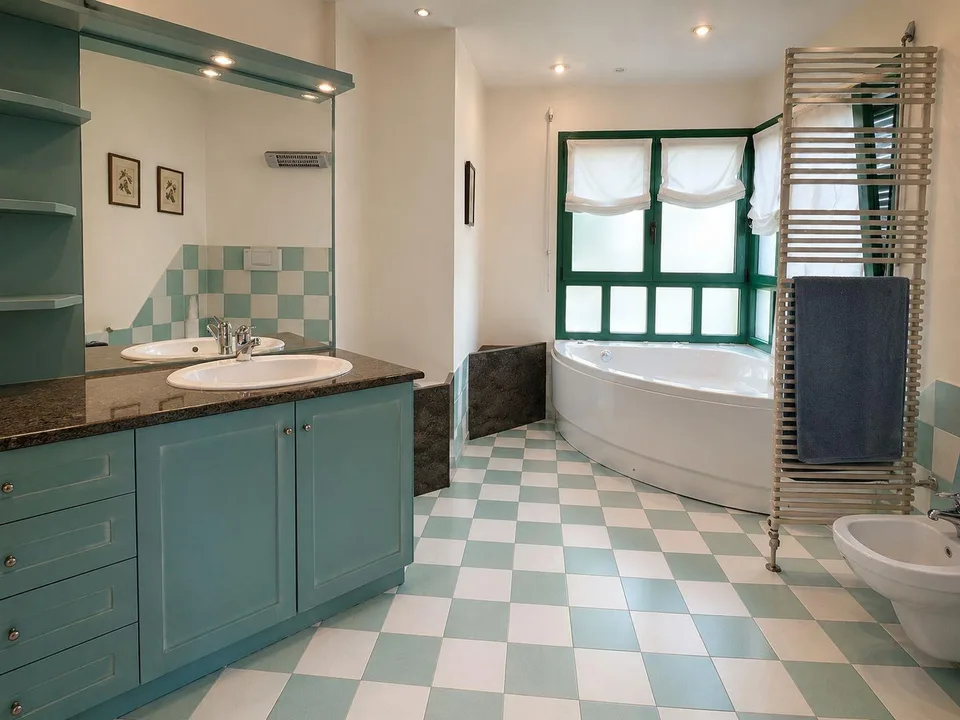 Meravigliosa villa con piscina immersa nel verde | Wunderschöne Vil... – foto 10 di 22