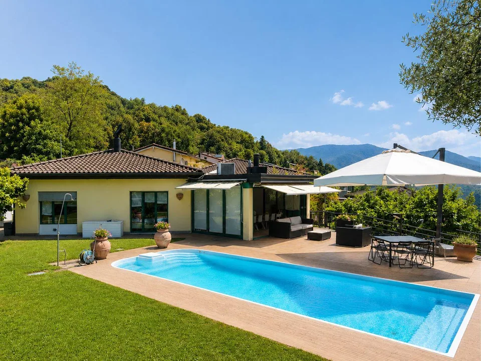 Meravigliosa villa con piscina immersa nel verde