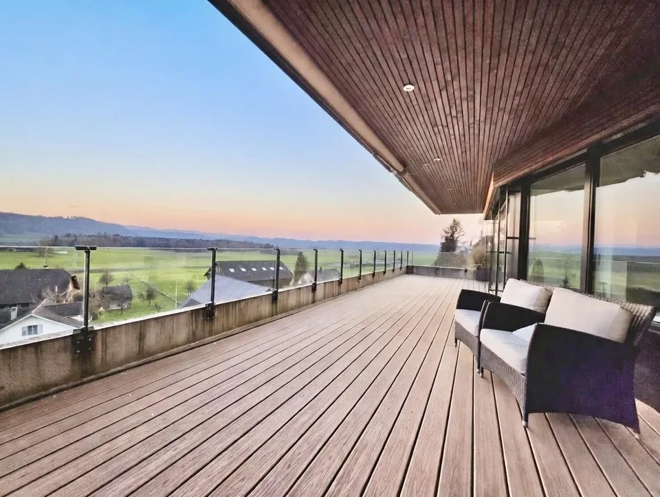 Attic Maisonette with Panoramic Views – Architecture, Light and Privacy – photo 18 of 19