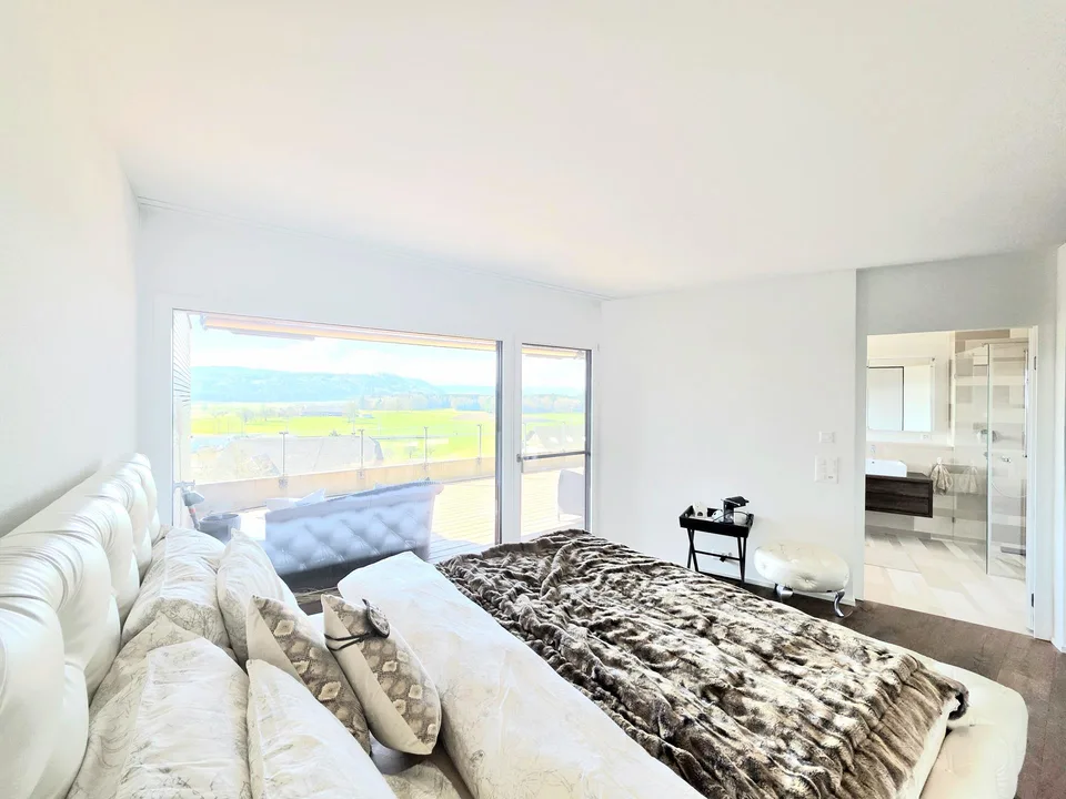 Maisonette en attique exclusive | Luxe, lumière & vue panoramique
