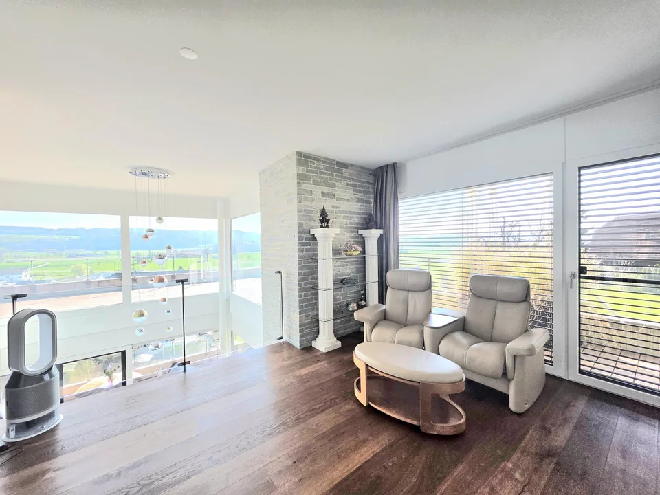 Maisonette en attique exclusive | Luxe, lumière & vue panoramique