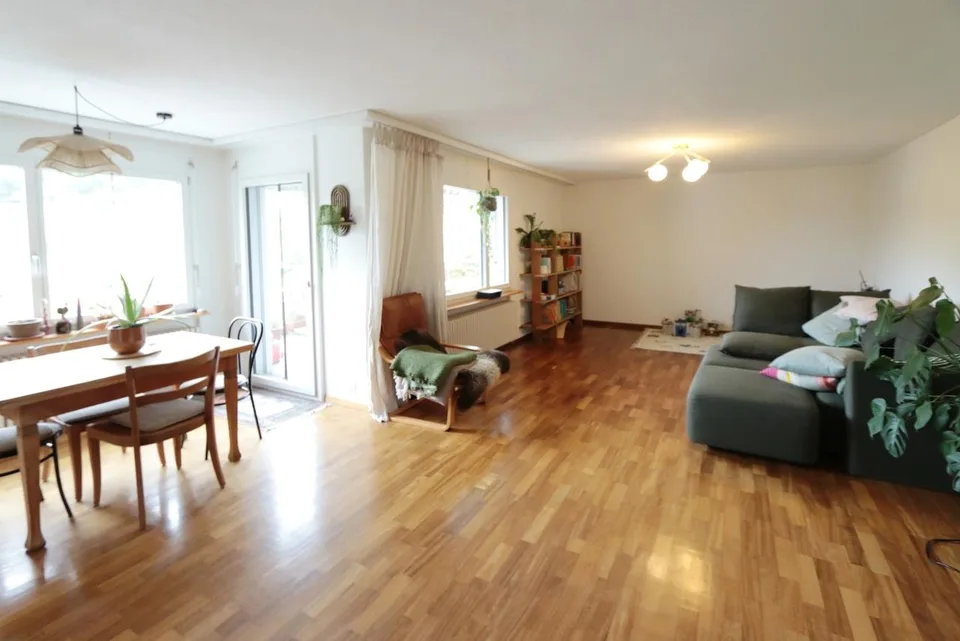 Maison individuelle de 6 pièces avec caractère d'annexe