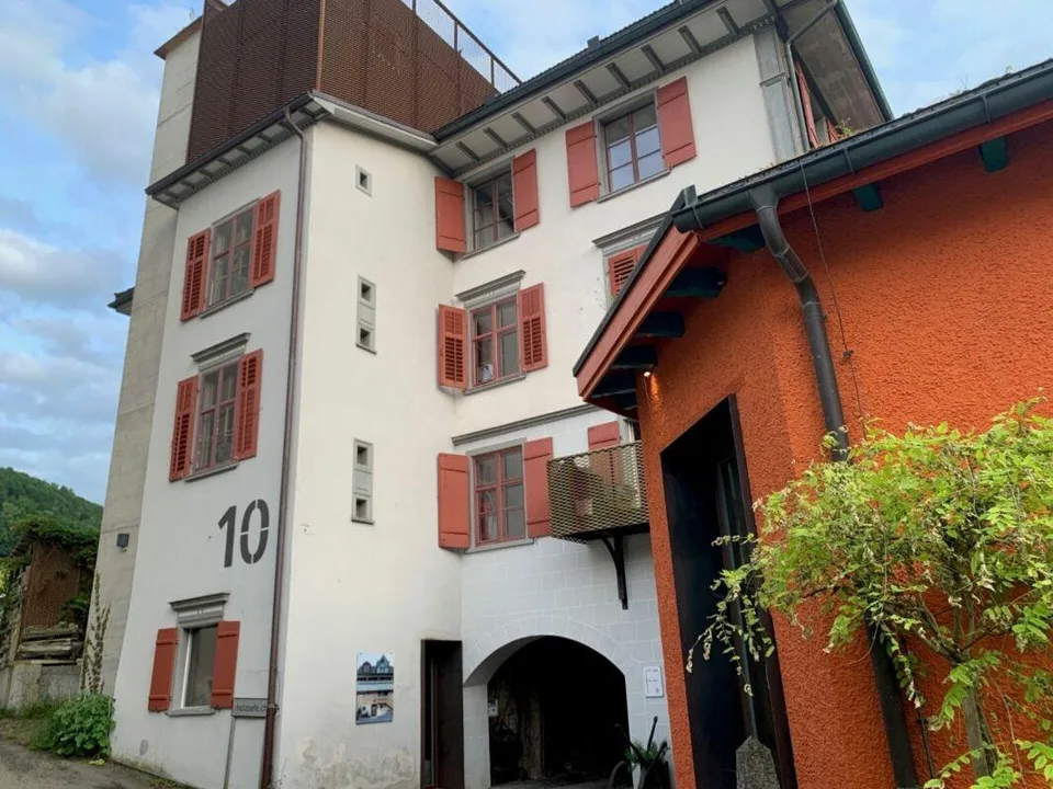 Schmuckstück - 6.5 Zi-Whg, vollsaniert mit 200m2-Dachterrasse