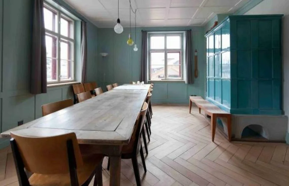 Schmuckstück - 6.5 Zi-Whg, vollsaniert mit 200m2-Dachterrasse