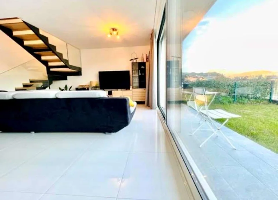 Villetta schiera nuova  con roof top e giardino privato