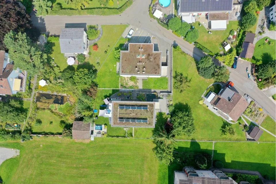 Habitation moderne avec vue sur le lac de Constance et jardin agréable – photo 12 sur 14