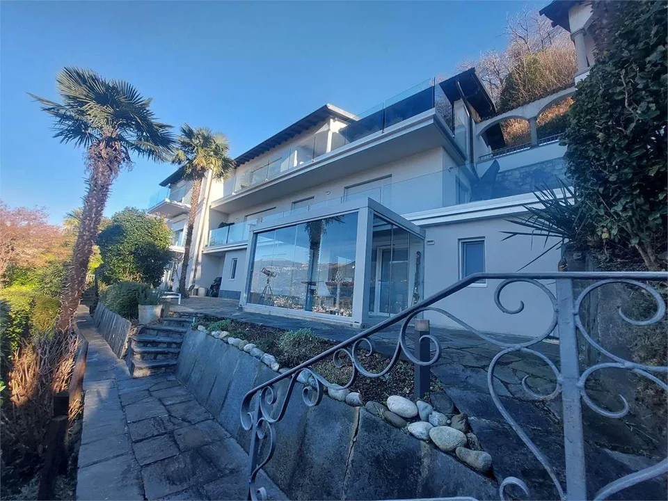 2473_Montagnola, 1.5 pièces rénovés avec vue sur le lac – photo 7 sur 9