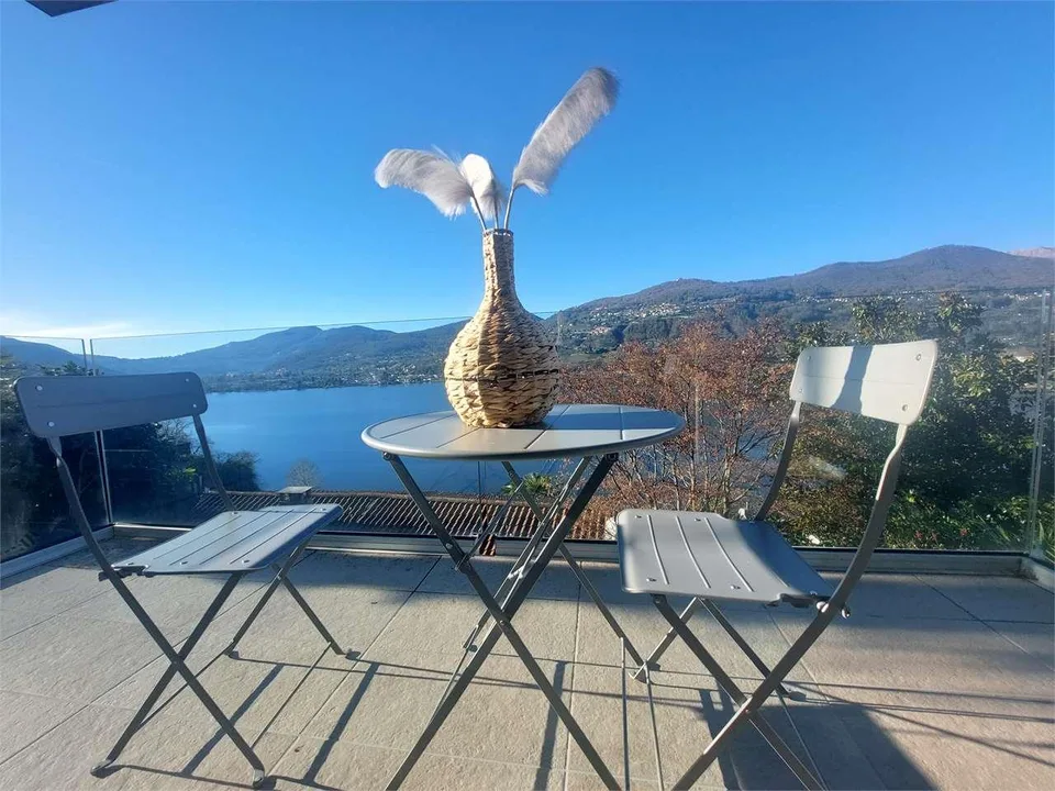 2473_Montagnola, 1.5 pièces rénovés avec vue sur le lac – photo 6 sur 9