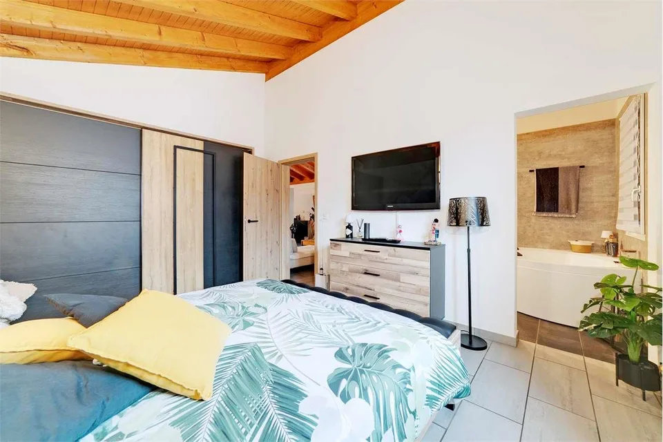 Dachgeschoss 4.5 Zimmer Sant' Antonino – Foto 12 von 13