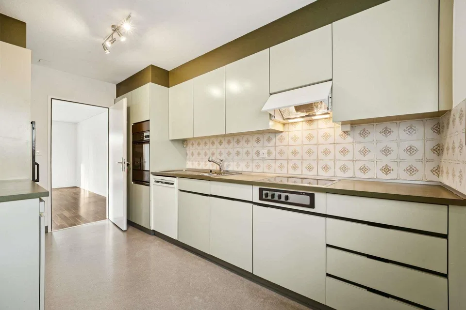 Appartement de 4,5 pièces accueillant dans un quartier résidentiel calme