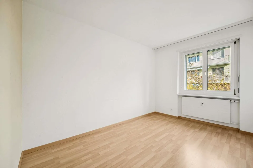 Heimelige 4.5-Zimmer-Eigentumswohnung an ruhiger Wohnlage – Foto 8 von 13