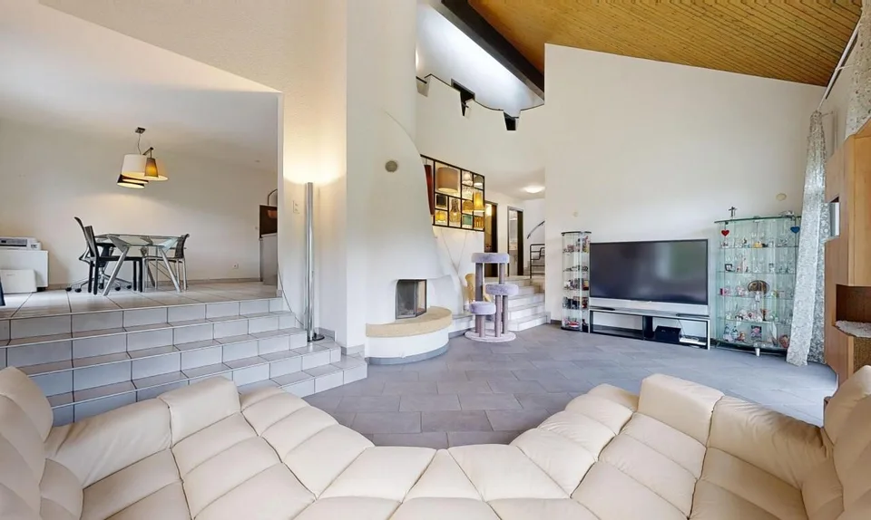 Villa in der Idylle mit Weitsicht auf die Berge