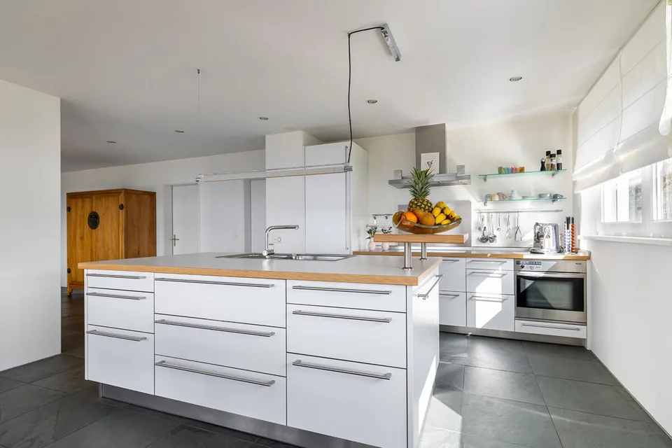 Appartement 4.5 pièces à Erlenbach avec terrasse spacieuse