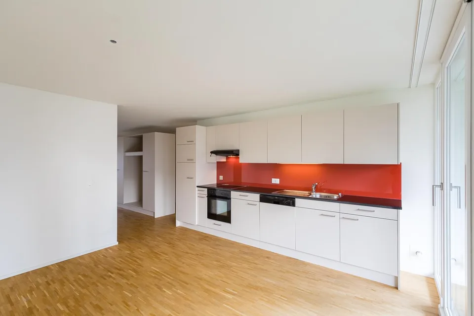 Moderne und helle 3.5-Zimmerwohnung mit Gartensitzplatz