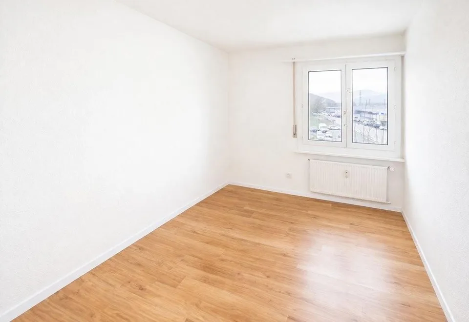 Appartement spacieux 4.5 pièces avec balcon