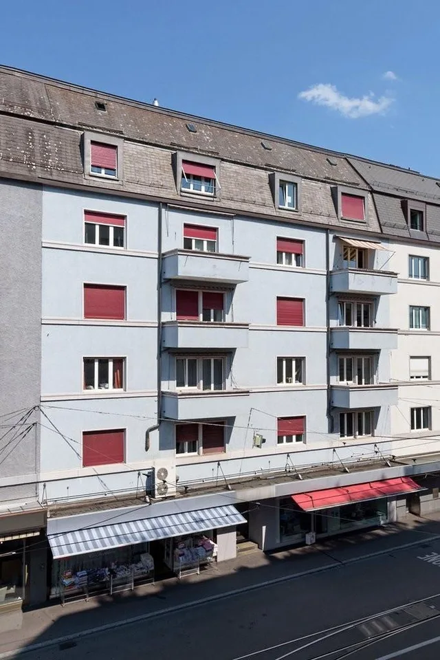 Befristete charmante Wohnung unmittelbar beim Bahnhof Zürich-Oerlikon