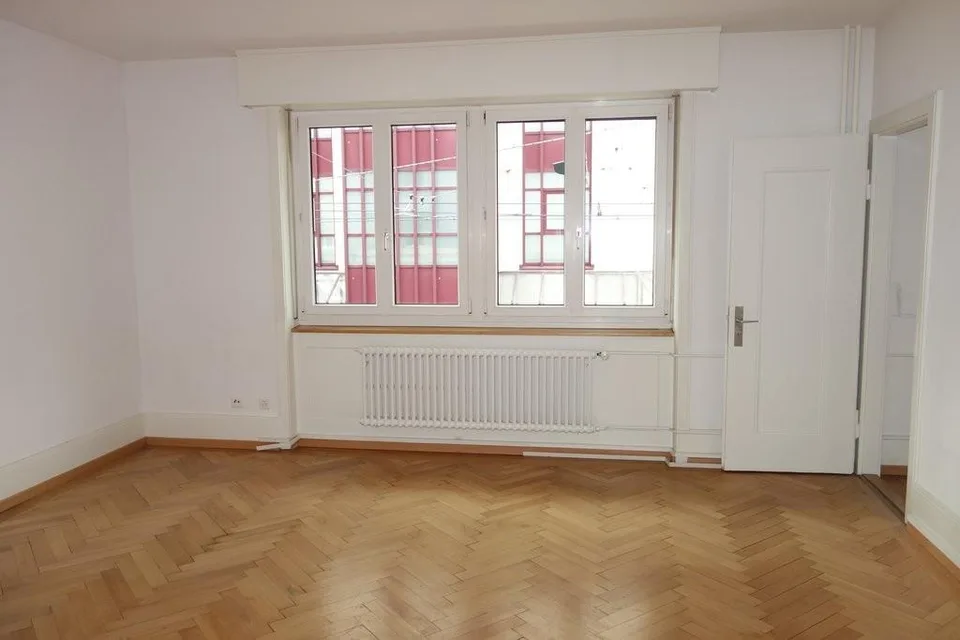 Befristete charmante Wohnung unmittelbar beim Bahnhof Zürich-Oerlikon