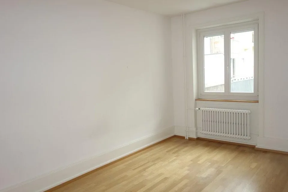Befristete charmante Wohnung unmittelbar beim Bahnhof Zürich-Oerlikon