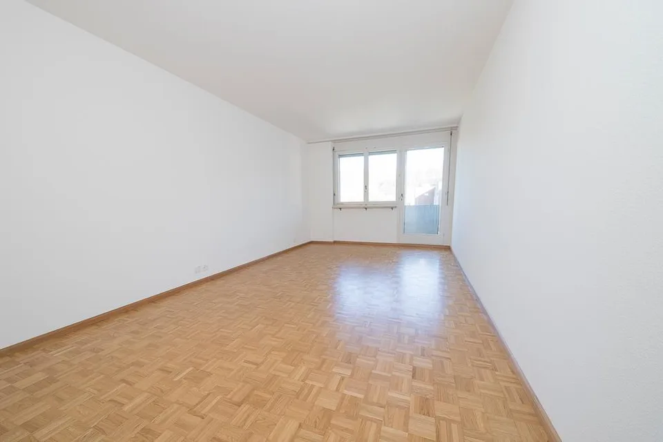sanierte 5.5-Zimmerwohnung in Münchenstein an ruhiger Lage!