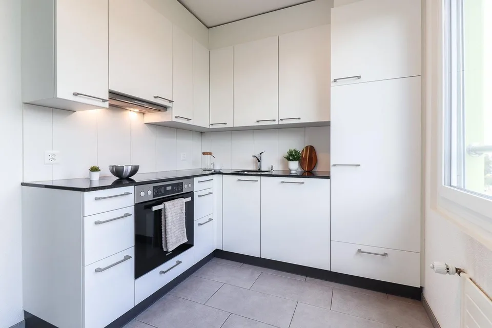 3,5 locali a 68m² al 3° piano - Appartamento tutto a fatto moderno a Brügg