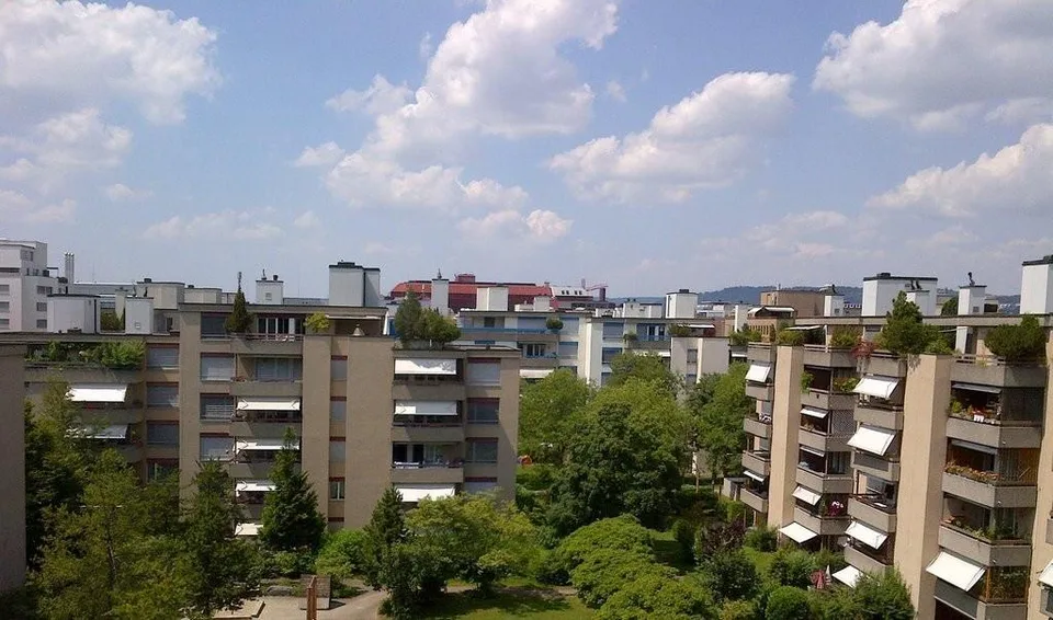 Helle 3.5-Zimmerwohnung in einem familiären Quartier in Altstetten