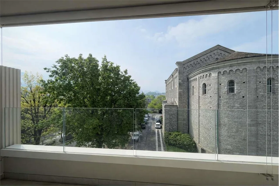 2,5 Zimmer in renoviertem Haus in Massagno