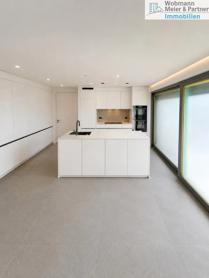 Hochwertige 4.5-Zimmer-Neubauwohnung mit Wintergarten im Erdgeschoss