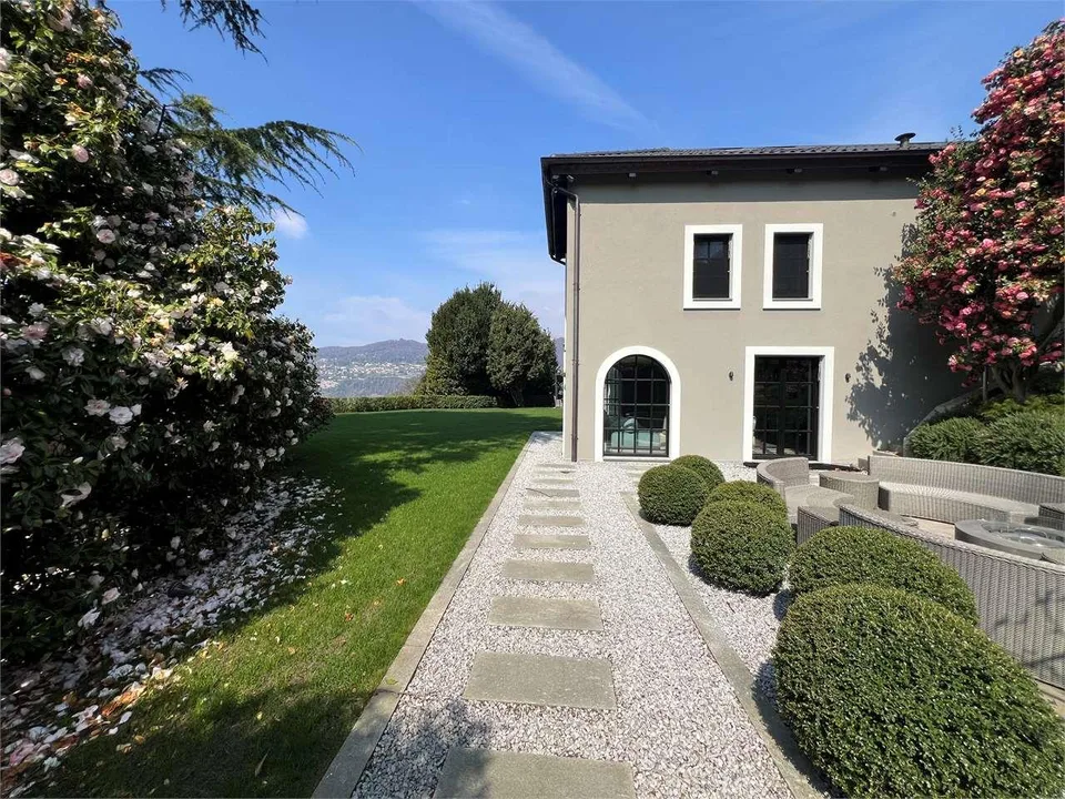 Élégance au cœur de Montagnola, villa exclusive