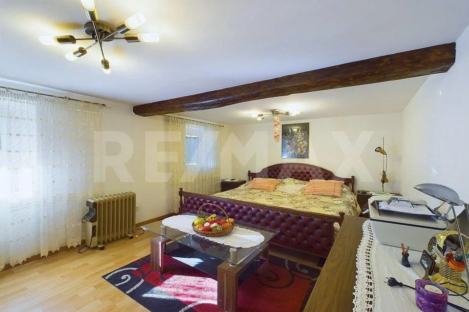 Luminosa casa di 5 12 locali anche residenza secondaria
