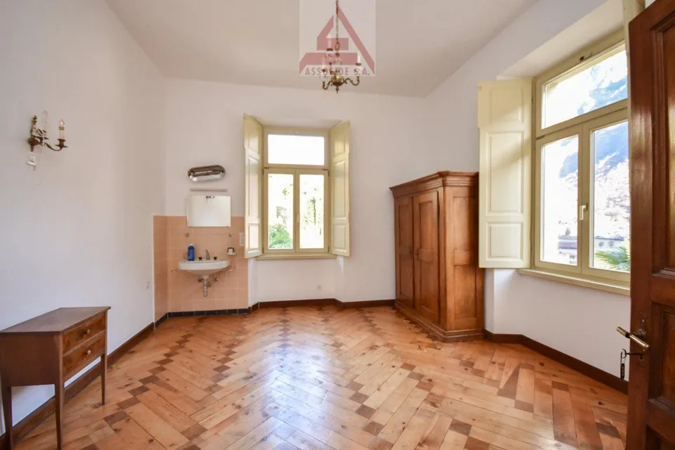 Historische Villa mit privatem Park / Villa storica con parco privato – photo 6 sur 8