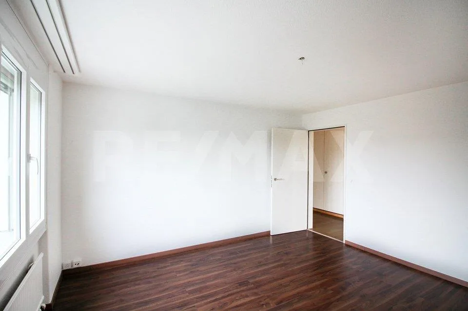 4.5-room apartment with winter garden and communal lawn – photo 6 of 13