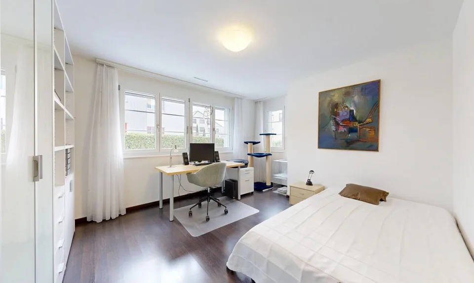 Appartement de jardin avec aménagement intérieur de haute qualité et de nombreux extras – photo 9 sur 20