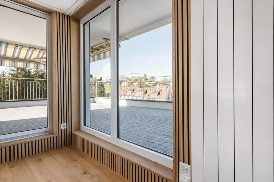 Penthouse ristrutturato di 3,5 locali con terrazza XXL a Kreuzlingen