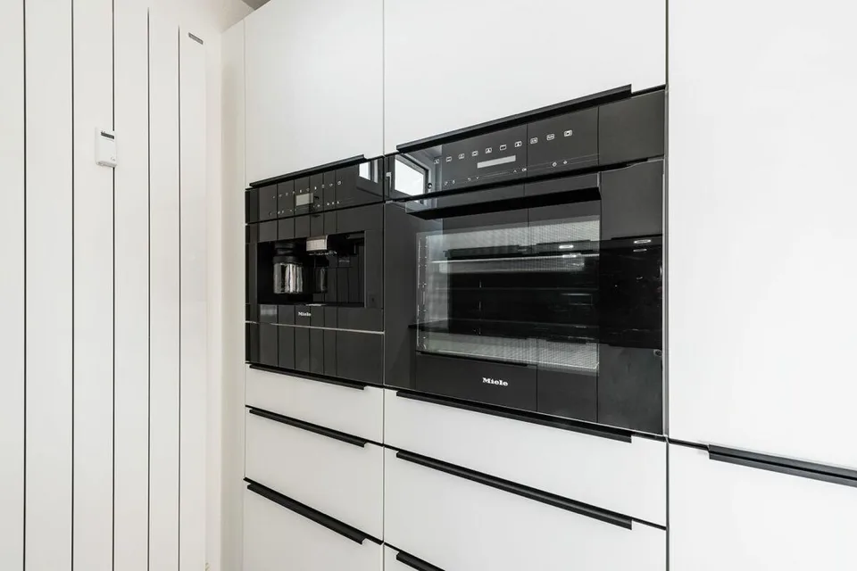 Penthouse ristrutturato di 3,5 locali con terrazza XXL a Kreuzlingen