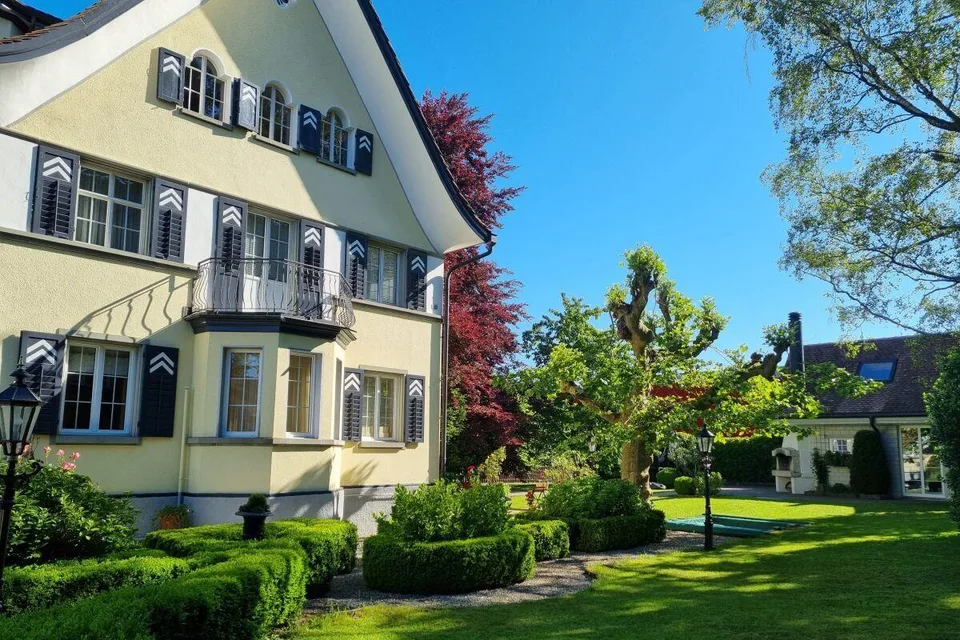 Villa padronale con terreno di 2.008 m2 simile a un parco – foto 10 di 15