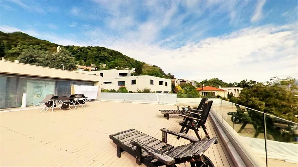 Appartement lumineux avec terrasse 123m et jardin
