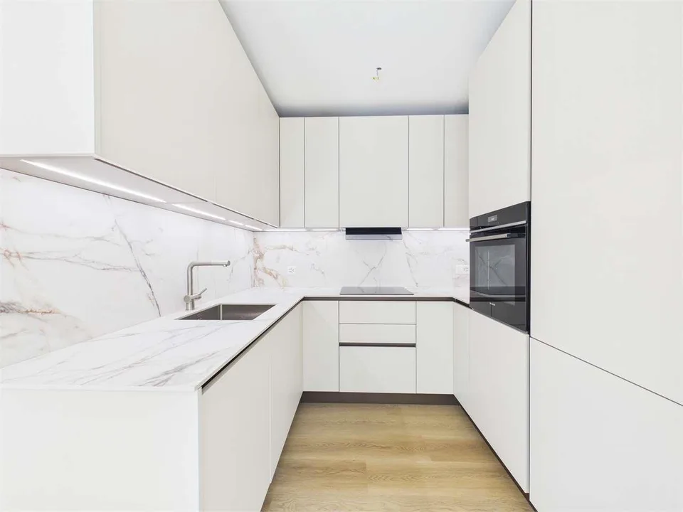 Spektakuläres 2.5-Zimmer-Wohnung komplett renoviert