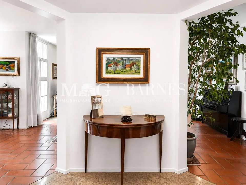 Lugano, Cureglia: Casa mediterranea con giardino
