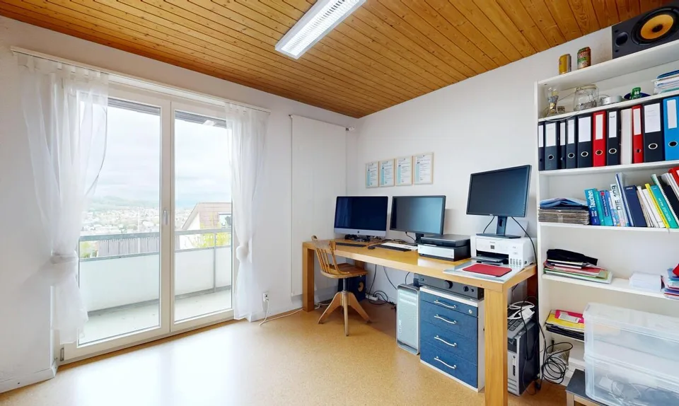 Casa affascinante di 4,5 locali con vista panoramica e grande parcella