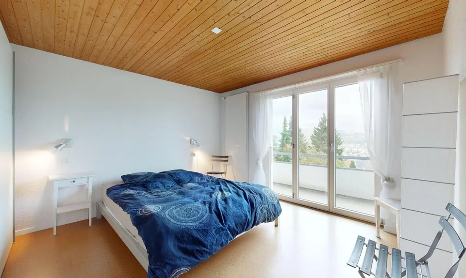 Casa affascinante di 4,5 locali con vista panoramica e grande parcella