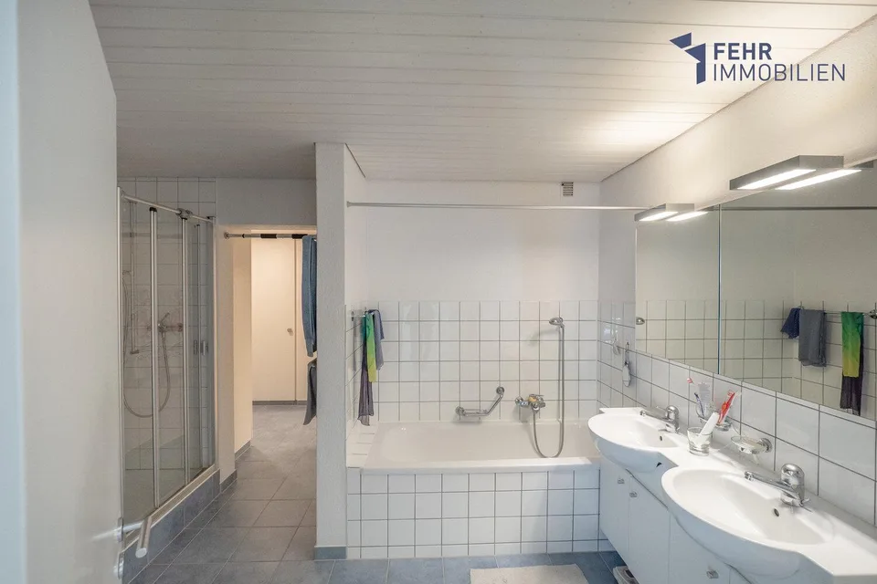 Fehr Immobilien - 5.5-Zi.-Terrassenappartement mit herrlicher Aussicht – foto 10 di 27