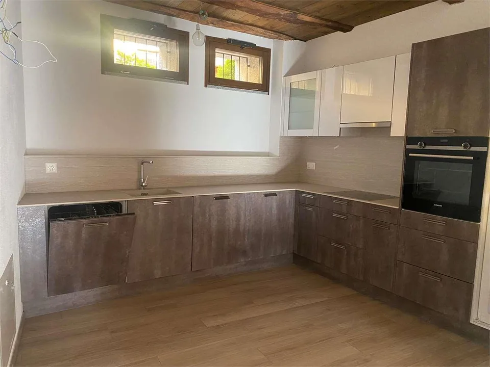 Charakteristische 3,5-Zimmer-Wohnung mit Innenhof – Foto 8 von 14