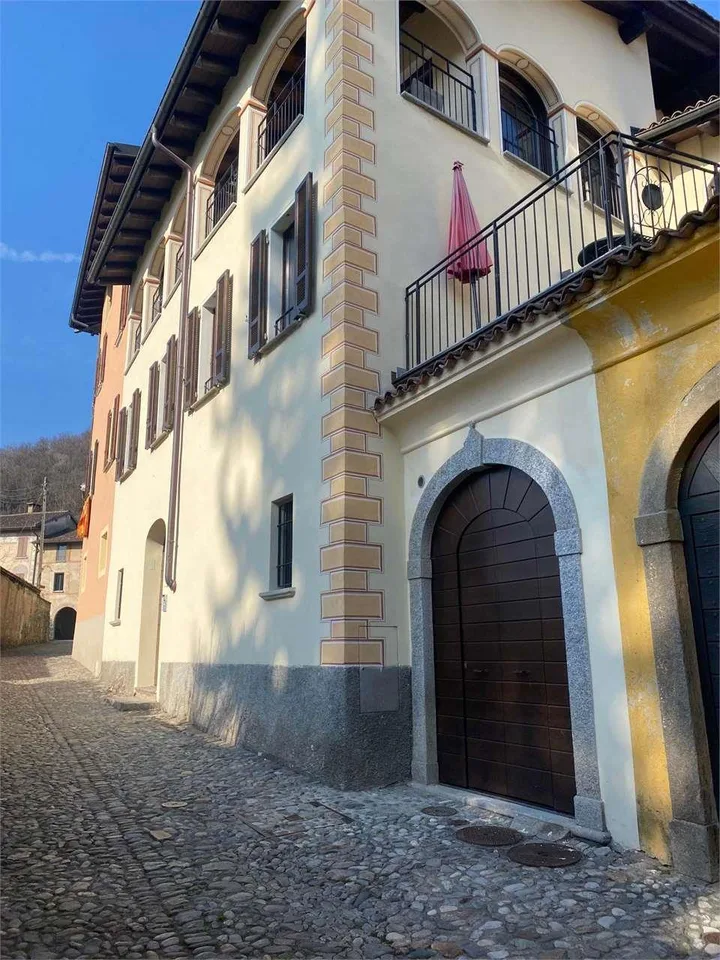 Origlio caratteristico 3,5 locali con corte