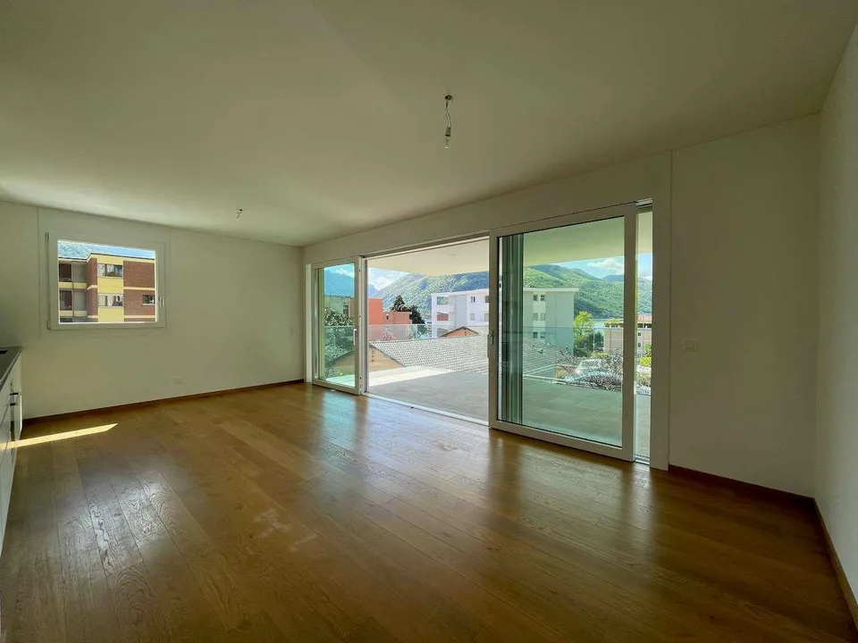 Melide, 3.5 rooms with terrace