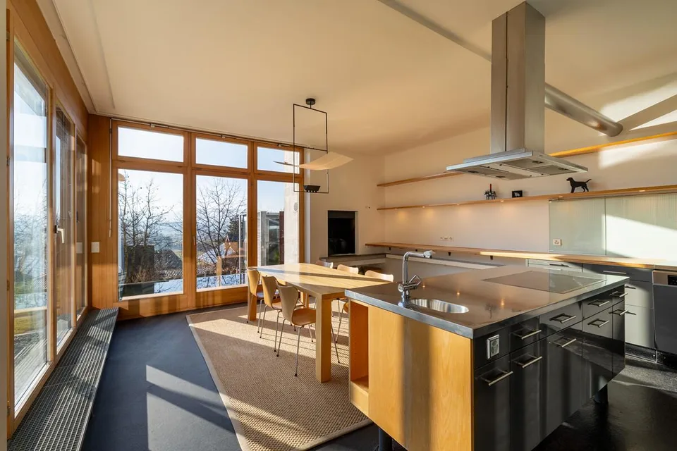 Gossau : maison unifamiliale avec espace, intimité et jardin harmonieux