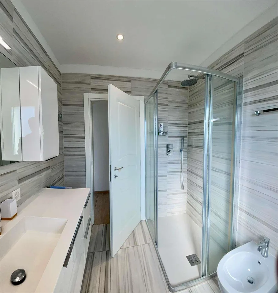 Villa indipendente di alto standing nella zona più esclusiva di Cademp – foto 12 di 13