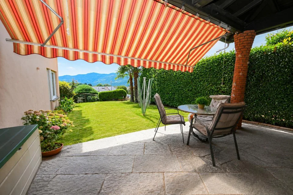 Un'oasi di Tranquillità: Villa con Piscina e Vista Panoramica