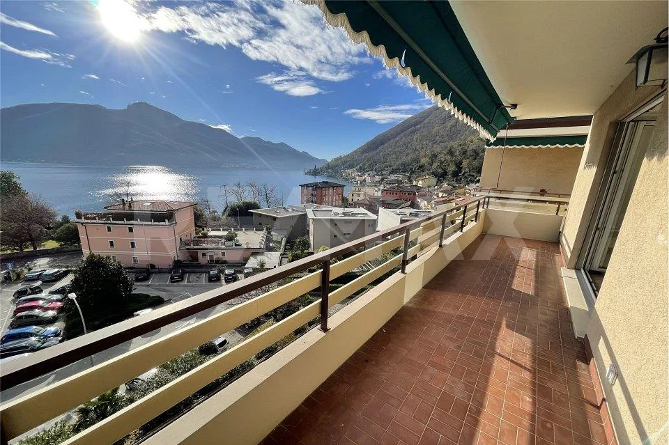 Affittasi grazioso 2½ locali con meravigliosa vista lago