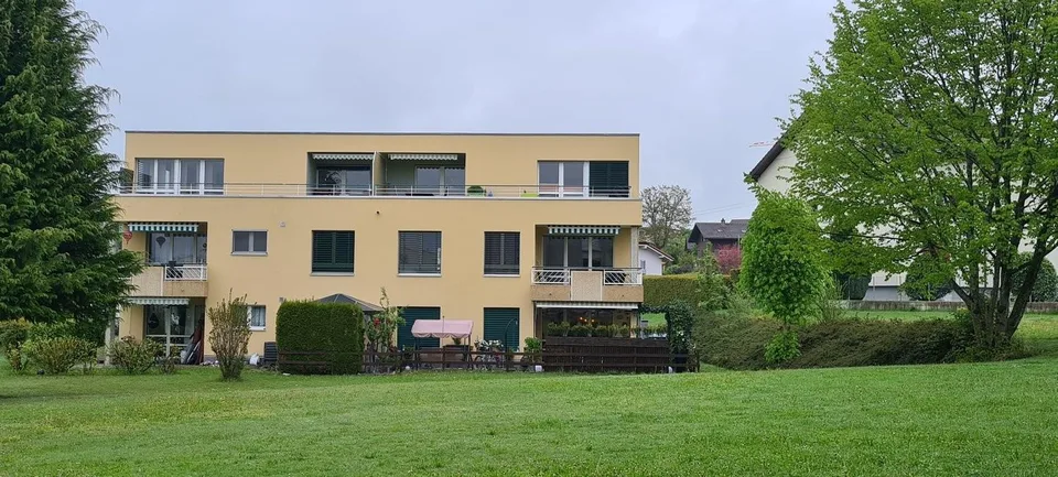 Charmant appartement de 4.5 pièces au rez avec terrasse